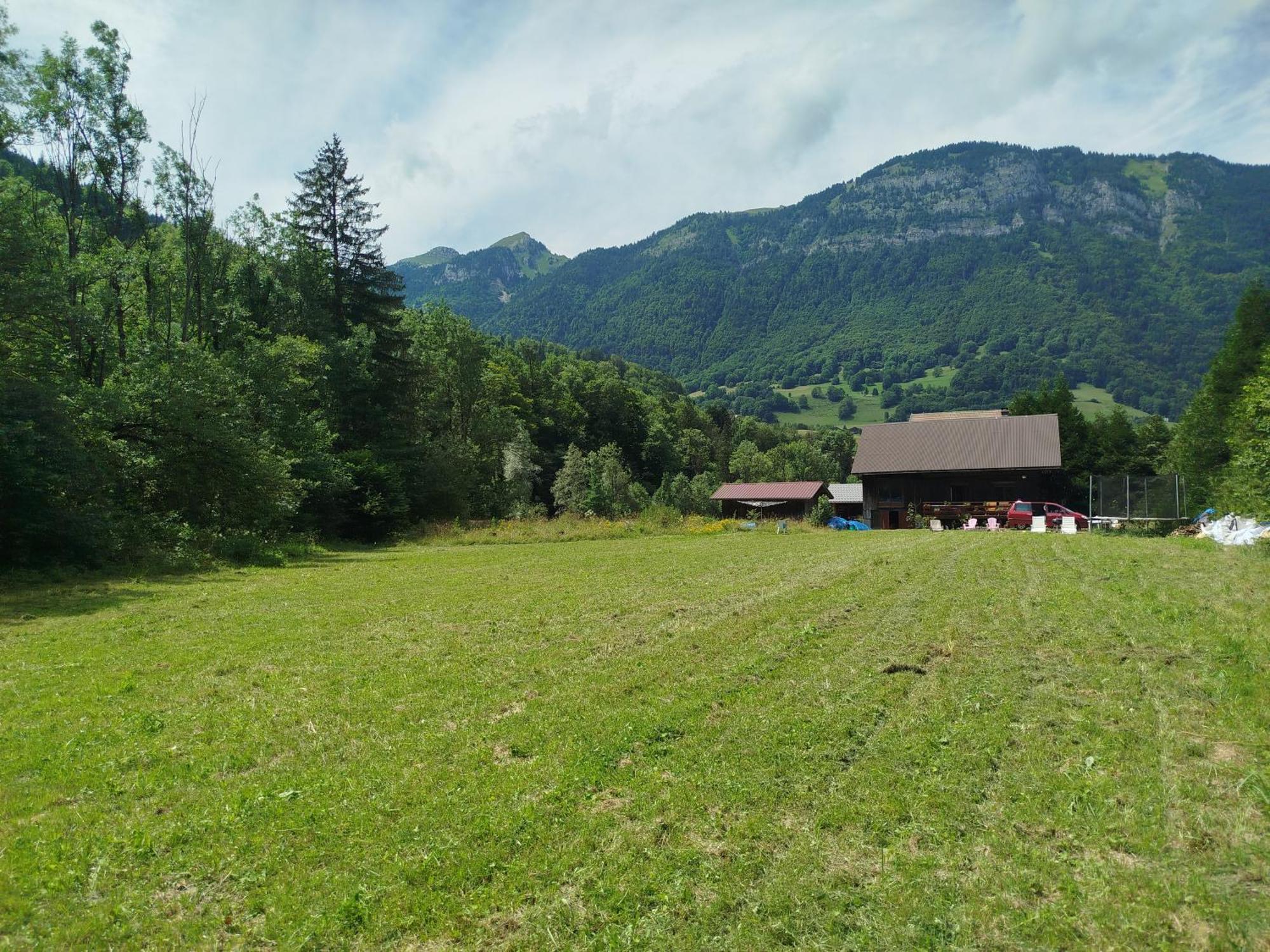 Chalet 8 Personnes + Grand Terrain Et Riviere Entremont Extérieur photo